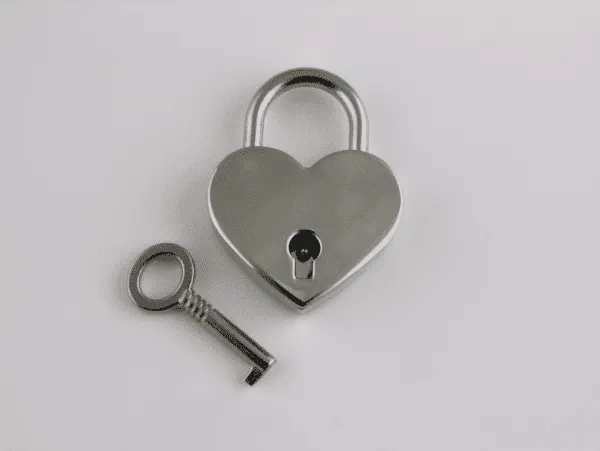 Silver Coloured Love Lock Photo Pendant