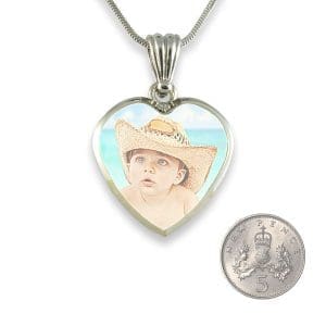 5p scale Medium Heart Printed Colour Photo Pendant