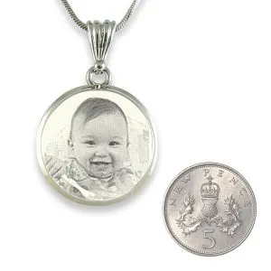 Photo Keepsake Jewellery - Bevelled Round Pendant - Image 3