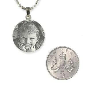 5p Scale of Rhodium Mini Round Photo Pendant