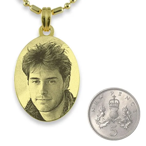 5p Scale of Gold Medium Oval Photo Pendant