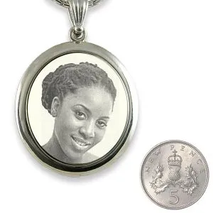 Photo Personalised Jewellery - Large Mounted Portrait Oval - Image 3