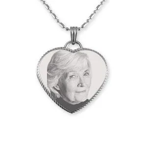 Engraved Face Stainless Steel Rope Edged Heart Photo Pendant