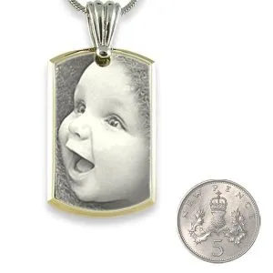 5p Scale Stainless Steel Medium Bevelled ID-Tag Photo Pendant 